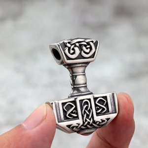 Collier pendentif marteau de Thor en acier inoxydable, bijoux de style viking pour homme, cadeau, accessoire de mode - Product Image 2