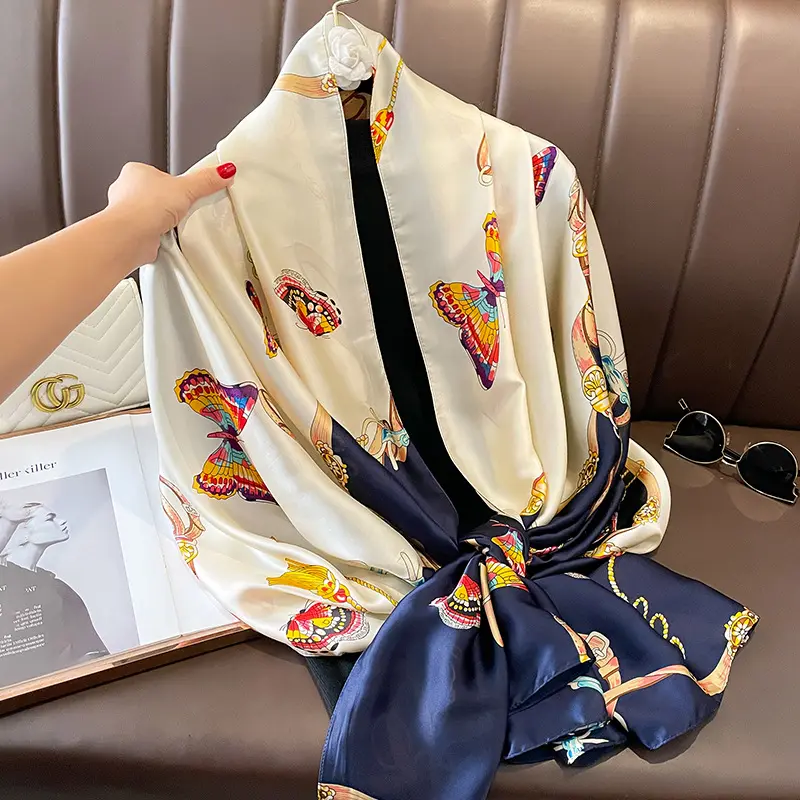 High Quality New Stylish Chain Pattern Silk Scarf Shawl For Women Luxury Inspired Butterfly Printed Silk Shawls Muslim Hijabs