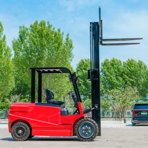Montacargas Eléctrico de 3.<span class=keywords><strong>5</strong></span> <span class=keywords><strong>Toneladas</strong></span> con Neumáticos Sólidos y Mástil Triple - Product Image 5