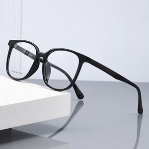 Lunettes optiques carrées Gtp J10002 Tr90 pour hommes, monture moyenne, lentille Ac, pont nasal standard, style rétro - Product Image 1