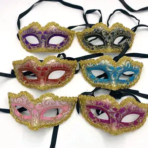 Persediaan pesta liburan 6 warna masker plastik bergambar Venesia masker bola Makeup topeng penampilan panggung