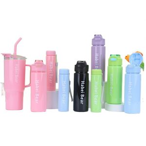 Botella de Agua Portátil de Plástico al por Mayor con Pajita para Beber Directo, Ecológica, Estilo Americano, Aislamiento Térmico para Gimnasio y Actividades al Aire Libre - Product Image 1