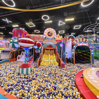 Équipement de terrain de jeux intérieur personnalisé pour les centres de divertissement familial, parc d'aventure avec trampoline et structure d'escalade