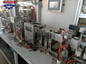 Machine CNC pour lingettes humides, petite machine à lingettes humides, machine à lingettes humides pour bébés - Product Image 4