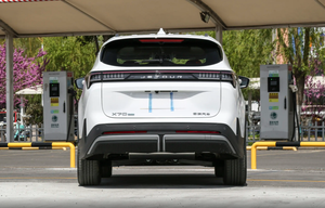 <span class=keywords><strong>Auto</strong></span> Híbrido Familiar Jetour X70 <span class=keywords><strong>CDM</strong></span>, SUV de 7 Plazas, Nuevo <span class=keywords><strong>Auto</strong></span> Híbrido de Lujo, Vehículo Eléctrico Híbrido Nuevo de China - Product Image 4