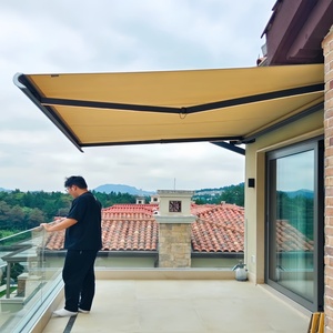 Tenda da Sole Elettrica <span class=keywords><strong>a</strong></span> Cassonetto Completo con Telecomando - Bracci Pieghevoli Retrattili in Alluminio per Ombra Tutto il Giorno, Staffa <span class=keywords><strong>a</strong></span> Soffitto per Tenda Retrattile - Product Image 2