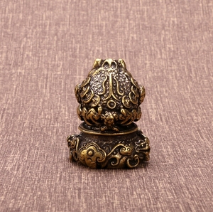 Cóc vàng thu nhỏ trang trí cóc ba chân tám hướng để giàu có đồng thau thủ công - Product Image 3