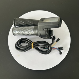 Fabrika doğrudan elektrikli bisiklet ve Scooter pil 36V-72V Ebike kullanımı için kendinden kilitleme LCD ekran büküm gaz - Product Image 6