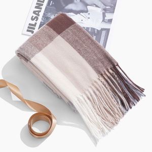 Versatile Personalized Silverbox Winter Christmas Scarf Gift Box Set Practical Birthday Gift for Female Friends <b>Girlfriends</b> - Product Image 4