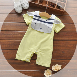 Ensemble de vêtements de boutique pour filles : Barboteuse bandana et bavoirs d'été pour bébés (vente en gros) - Product Image 4