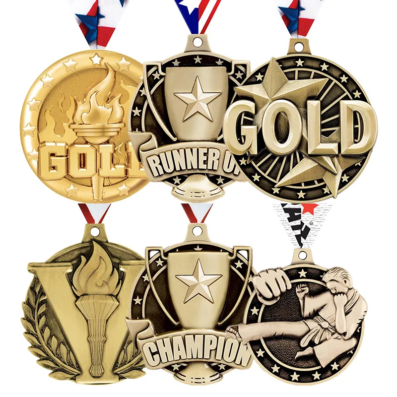 Gratis desain kustom medali logam dengan Lanyard Olahraga penghargaan kick boxing medali karate