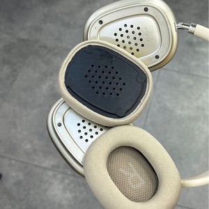Max Over Ear Wireless <b>Bluetooth</b> Headphones Magnetic Earcups Sport With Pop-Up Window - Product Image 3