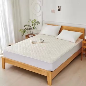 Coprimaterasso per Bambini in Cotone Organico e Bambù, Antiacaro, Ipoallergenico, Impermeabile, Trapuntato, Lavabile in Lavatrice - Product Image 2