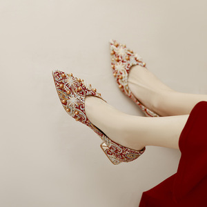 <span class=keywords><strong>Scarpe</strong></span> <span class=keywords><strong>da</strong></span> <span class=keywords><strong>Sposa</strong></span> Rosse <span class=keywords><strong>da</strong></span> Donna, Nuove con <span class=keywords><strong>Tacco</strong></span> Spesso, Stile Cinese, <span class=keywords><strong>Scarpe</strong></span> <span class=keywords><strong>da</strong></span> <span class=keywords><strong>Sposa</strong></span> per Cerimonia, <span class=keywords><strong>Scarpe</strong></span> Invernali con <span class=keywords><strong>Tacco</strong></span> Alto - Product Image 4