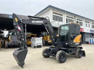 Excavadora de Ruedas Hyundai Robex 60WV5 Amarilla, Maquinaria de Construcción, Cucharón Negro, Capacidad de 0.21m, Alto Momento de Carga, 3500mm de Profundidad de Excavación - Product Image 6