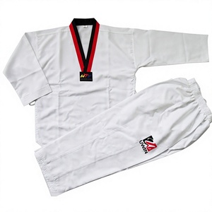Uniforme de Taekwondo Ligero de Polialgodón para Niños, Dobok Transpirable con Cuello en V en Rojo y Negro, Venta al Por Mayor de Fábrica - Product Image 2