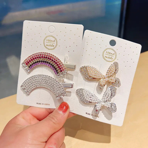 Strass <span class=keywords><strong>Plume</strong></span> Papillon Pince À <span class=keywords><strong>Cheveux</strong></span> Femmes Accessoires De <span class=keywords><strong>Cheveux</strong></span> Perle Bec De Canard arc-en-ciel Fleur Pince À <span class=keywords><strong>Cheveux</strong></span> Barrettes - Product Image 2