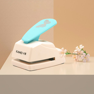 Perforateur de papier artisanal multi-détails KAMEI en forme de cœur de papillon avec métal + ABS, tailles 1,5 po et 2 po pour la décoration de bureau/usine - Product Image 4