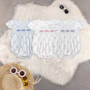 Romper de burbujas con lazos y bordados para bebé niña, manga corta, venta al por mayor - Product Image 5