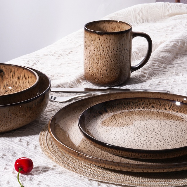 Creative Luxury British Dinnerware Reactive Glaze Ceramic Plates and Cups Dinnerware Sets