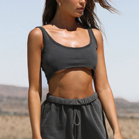 Logo personnalisé tricot 2022 vêtements d'été haut court deux pièces débardeur ensemble de joggeurs ensembles 2 pièces survêtement short ensemble pour femmes