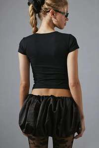 VARLDENS Noir Bubble Minifalda | Volumen audaz y juguetón de tiro bajo, silueta de burbuja gran oferta 2025 proveedor de Vietnam - Product Image 4