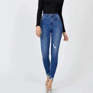 Pantalones Vaqueros Ajustados Personalizados para Mujer, Cintura Alta, Desgastados, con Dobladillo Crudo, Jeans Ajustados para Mujer - Product Image 2