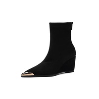 Sepatu Bootie Kulit Sapi Model Wedge Heel Ujung Runcing untuk Musim Gugur