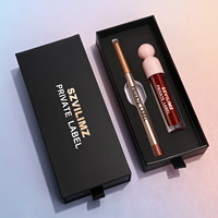 Kit de gloss et crayon à lèvres 2-en-1 avec logo personnalisé, faible MOQ (50 pièces), boîte tiroir pour démarrer votre marque de cosmétiques à marque privée virale sur TikTok