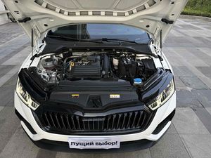 <span class=keywords><strong>Skoda</strong></span> <span class=keywords><strong>Octavia</strong></span> Pro 1.4T Benzina Automatica LHD Usata del 2023 per Esportazione - Product Image 2