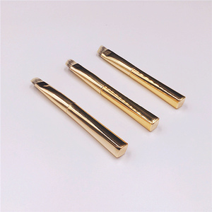 <span class=keywords><strong>Brocha</strong></span> <span class=keywords><strong>de</strong></span> maquillaje <span class=keywords><strong>de</strong></span> ojos al por mayor personalizada Mini brochas <span class=keywords><strong>de</strong></span> maquillaje <span class=keywords><strong>de</strong></span> <span class=keywords><strong>cejas</strong></span> veganas en ángulo ostentosas <span class=keywords><strong>de</strong></span> oro <span class=keywords><strong>brocha</strong></span> correctora - Product Image 3