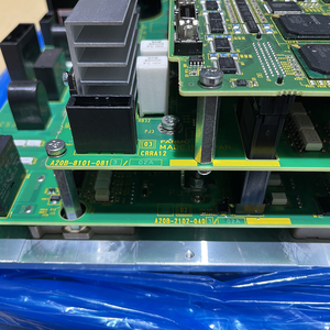 A06B-6400-H003 FANUC เซอร์โวแอมพลิฟายเออร์ 6 แกน R-30iB ตู้ควบคุมหุ่นยนต์ ชุดขับเคลื่อนเซอร์โว ระบบ CNC อุตสาหกรรม อะไหล่ทดแทน - Product Image 2