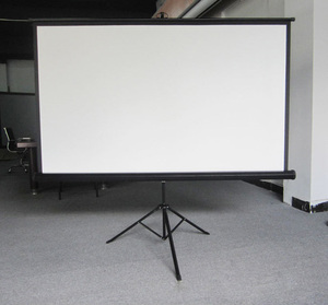 Di động ngoài trời Màn hình máy chiếu 100 "16:9 có thể thu vào Matte Trắng <span class=keywords><strong>Tripod</strong></span> Màn hình máy chiếu tầng đứng Bracket - Product Image 5