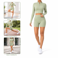 Ensemble de yoga 2 pièces pour femme : haut court à manches longues avec demi-zip et short cycliste taille haute – Idéal pour la gym et la course à pied
