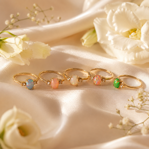 Anello tono opale per donna con accenti in cristallo, elegante anello ovale alla moda, accessorio per tutti i giorni e per feste - Product Image 2