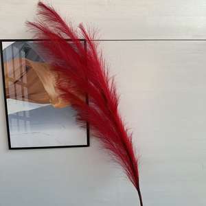 Flores Artificiales de Seda Plástica en Relieve de la Serie Roja, Decoración de Flores Artificiales para Hoteles, Arreglo de Peonías, Rosas e Hortensias para Bodas - Product Image 1