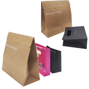 Umwelt freundliche benutzer definierte Kraft papiertüte mit gestanztem Griff Schwarzes Geschenk zum Mitnehmen für den Lamini druck von Kleidung und Schuhen - Product Image 4