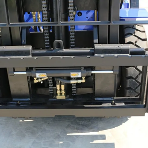 Montacargas Todoterreno de Alta Resistencia con Capacidad de Elevación de 3 Toneladas y Gran Robustez - Product Image 4