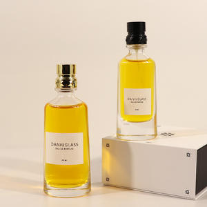 Venta al por Mayor de Botellas de Perfume Redondas de 30 ml de Capacidad, Botellas de Vidrio Transparente Recargables y con Atomizador, Vacías - Product Image 1