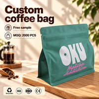 Sachets mats haut de gamme à fond plat avec valve de dégazage, sacs à café personnalisés pour l'emballage de grains de café torréfiés de spécialité