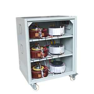 Reguladores de Voltaje Industriales AVR Trifásicos de 380V CA con Relé SVC XQ-TND-30KVA - Product Image 3