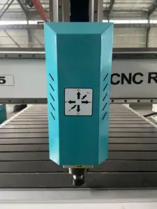 Máquina roteadora CNC para madeira e acrílico para escultura 3D de braço robótico para plantas de fabricação