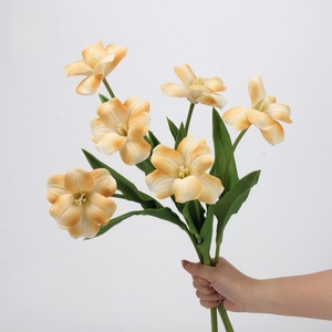 Flor de tulipán abierta de Pu de tacto Real Artificial de alta calidad, tulipán <span class=keywords><strong>abierto</strong></span> <span class=keywords><strong>blanco</strong></span> Artificial de 48cm de largo para decoración de bodas - Product Image 4