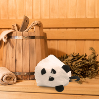 Mantente fresco y adorable como un panda en el spa más moderno con este gorro de fieltro de lana pura para sauna.