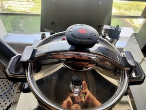 Friteuse électrique à pression MIJIAGAO 22L, nouvelle friteuse à poulet de comptoir, vente directe d'usine, friteuse électrique à pression de table à vendre - Product Image 5