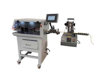 Machine d'étiquetage à chaud pour fils et câbles, intégration transparente avec les machines de coupe et de dénudage de fils pour un flux de travail efficace - Product Image 3