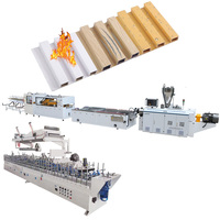 Extrudeuse PVC WPC à double vis haute vitesse et haute précision de 6 m/min pour panneaux muraux cannelés