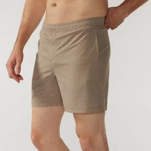 Shorts de course pour hommes à taille haute, extensibles, avec empiècements en maille et poches, style camouflage sportif - Product Image 3