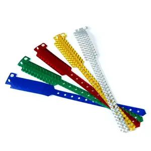 2024 Werbebreite Form Kunststoff-Glitzer-Armbänder mit individueller Farbe und Logo Einweg-Armband
