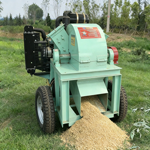 Broyeur à marteaux pour bois, déchiqueteuse mobile de bois, machine de découpe de bois, capacité 2T/H, moteur, fabrication de sciure de bois et de billes de bois - Product Image 4